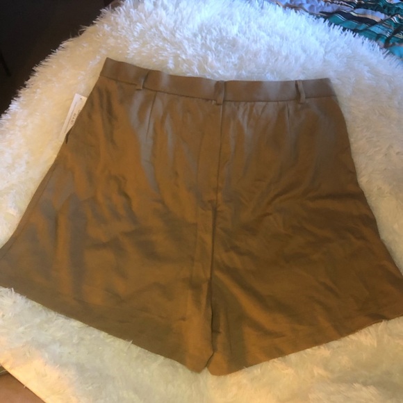 VENUS Tan Bermudas Chic Versatile Shorts - Picture 7 of 14